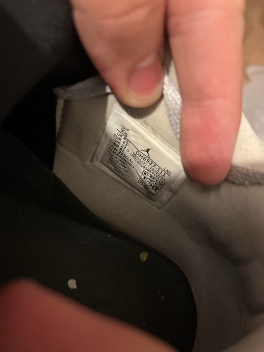 Jordan 4 military black