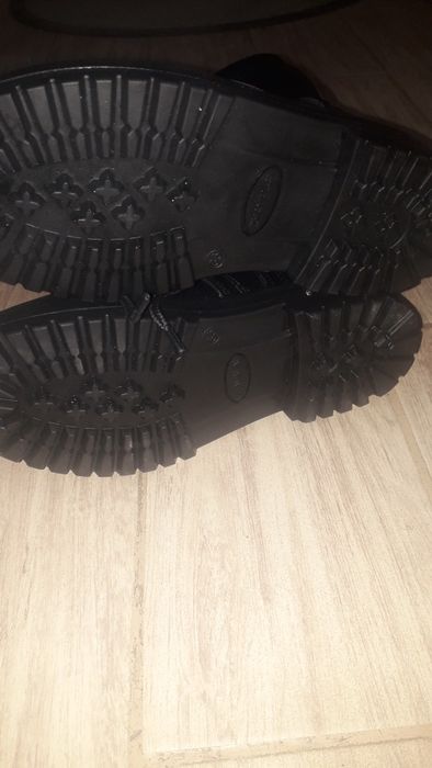 Продам  берцы 36 размера лето