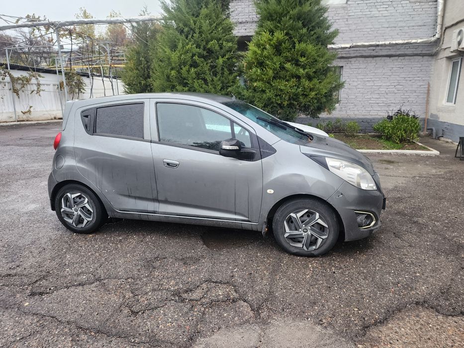 Продаётся спарк 2017 год евро 2 каробка автомат, спарк 2 евро сотилади