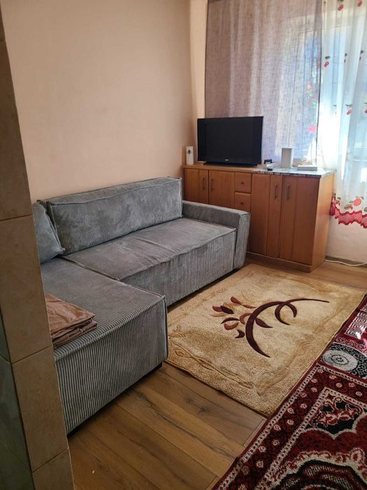 Inchiriere camera camin