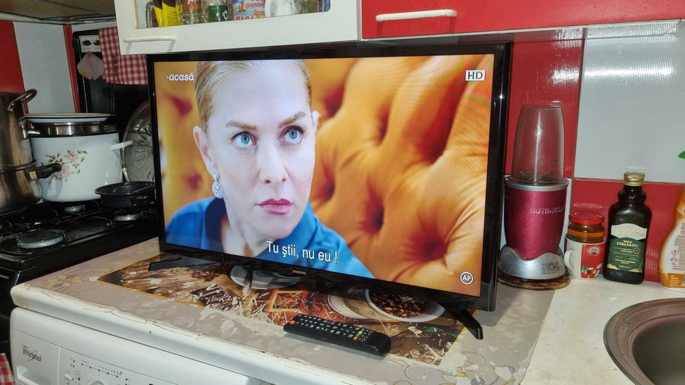 Samsung 81 cm = 350 lei
