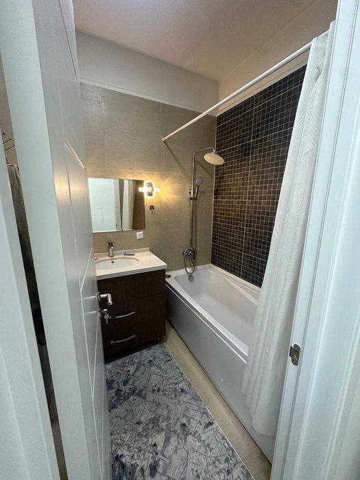 Продается квартира в ЖК Алмазар сити