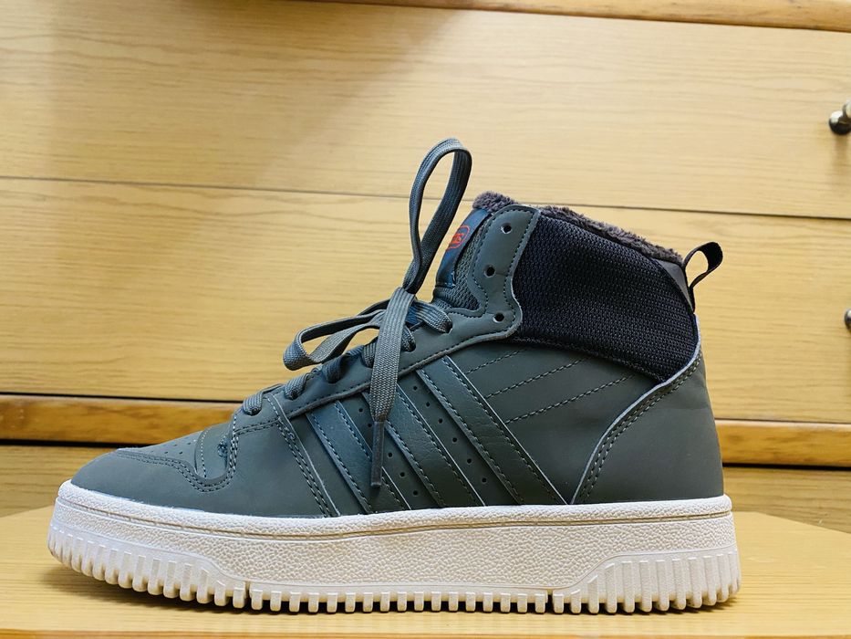 Кецове  Adidas  номер  36,2/3