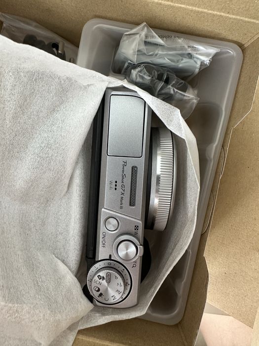 Canon G7X Mark III - NOU cu Garanție 2 ANI