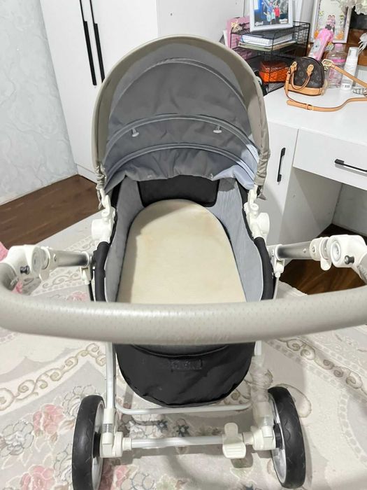 Кольяска 2 в 1 состояние хорошее