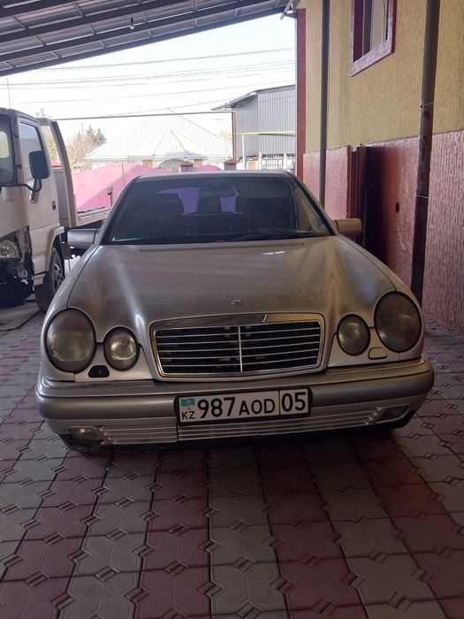 Прадам Mercedes w210