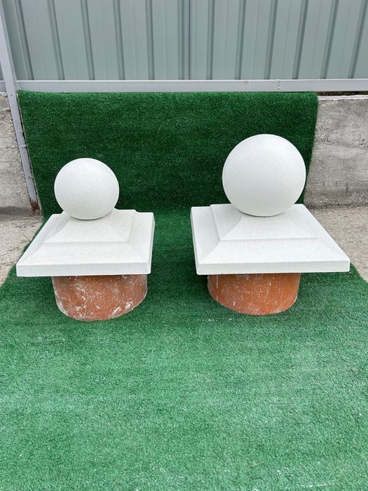 Vindem Capace , coame gard , decoratiuni gradina