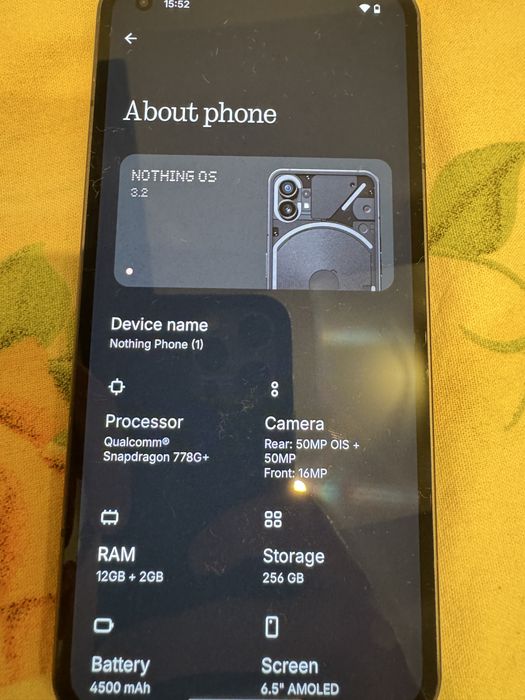 Nothing Phone (1)