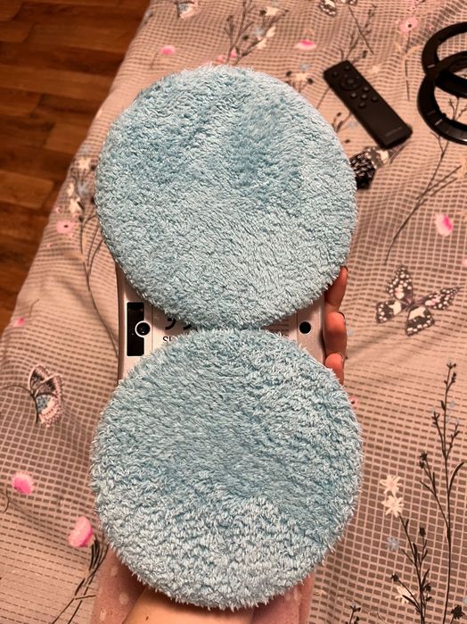 Интелигентен робот за почистване на стъкла и други повърхности