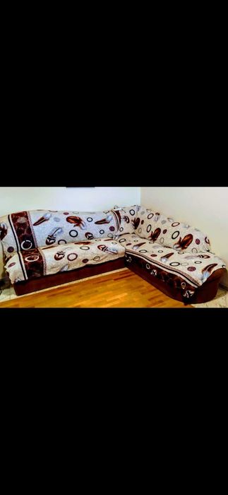 Диван, с функция сън  и ракла