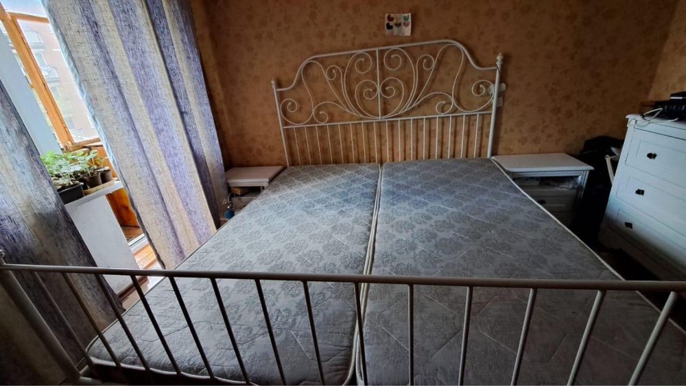 Продам спальную кровать