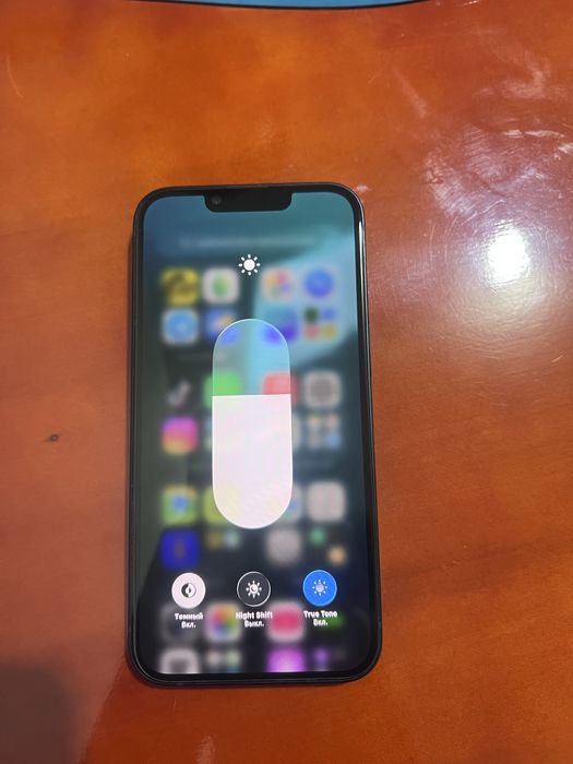 iPhone 14    акб 89%    128 Гб     iOS 26.5
