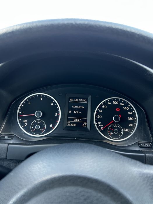 Volkswagen Tiguan 2011 2.0 TDI BlueMotion
