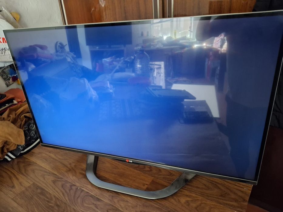 Смарт телевизор lg ue42la690v