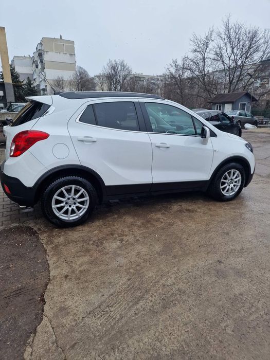 Автомобил  OPEL MOKKA