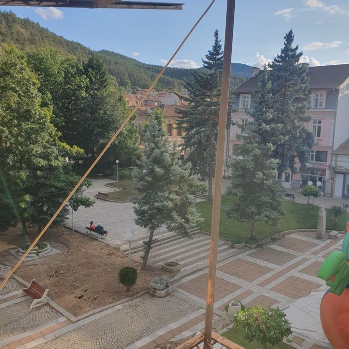 Етаж от къща 82кв.м в центъра на Кюстендил