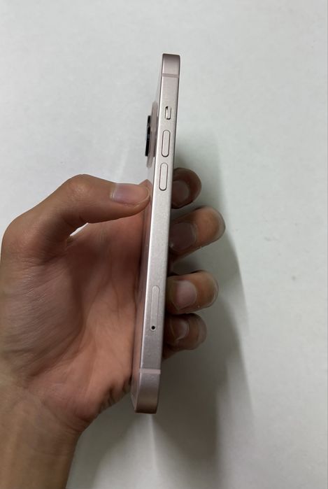 Продам iPhone 13, 256 GB