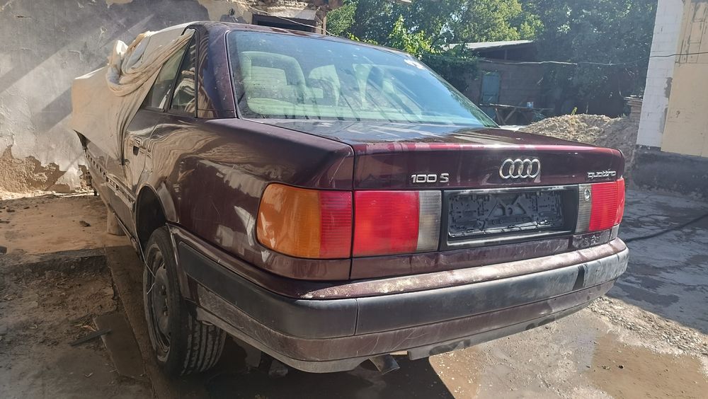 Ауди 100 с4 кватро