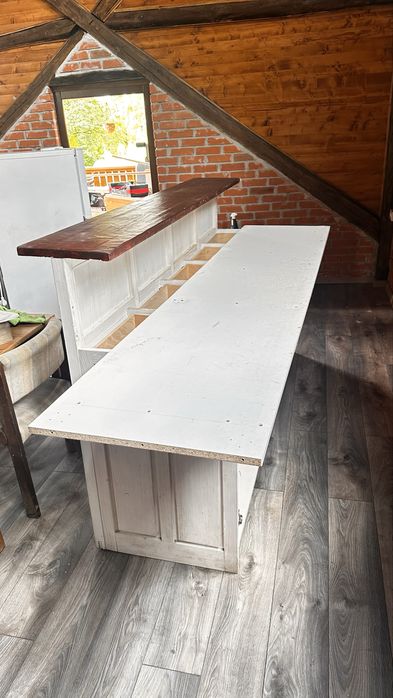 Bar din lemn (proiect DIY)