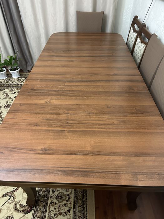 Продам стол