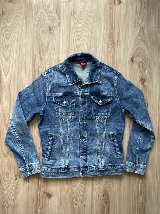 GUESS / мъжко дънково яке S/M