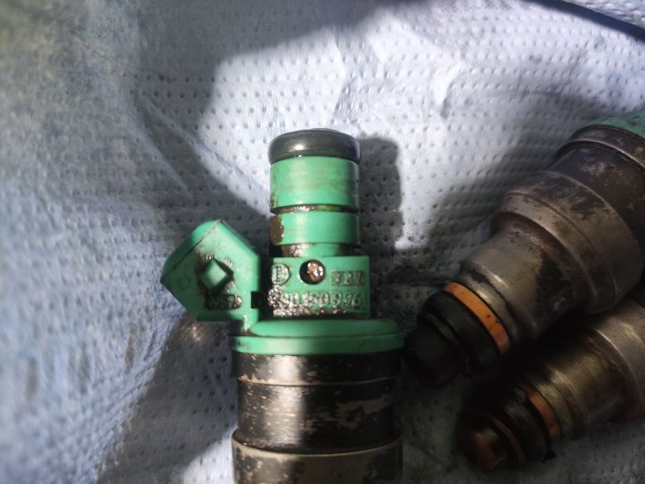 Продам форсунки ваз