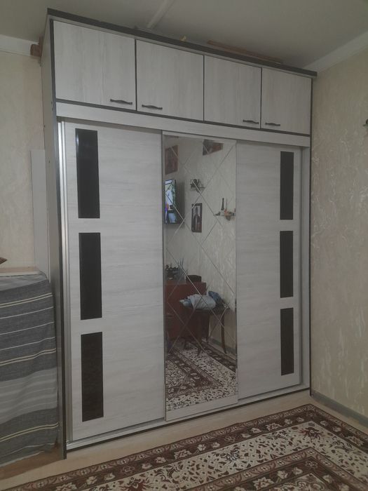 Продается шкаф купе