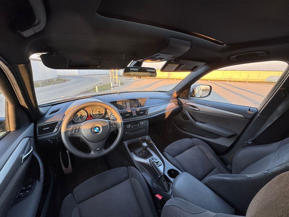 BMW X1 E84 M-packet / Xenon / Navi / Pano / Euro 5