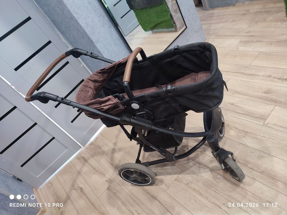 Коляска 2в1 в нормальном состоянии