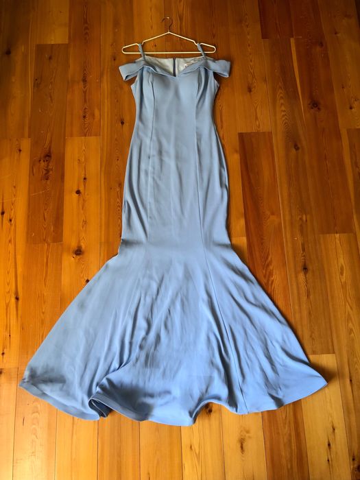 Вечерние длинные платья