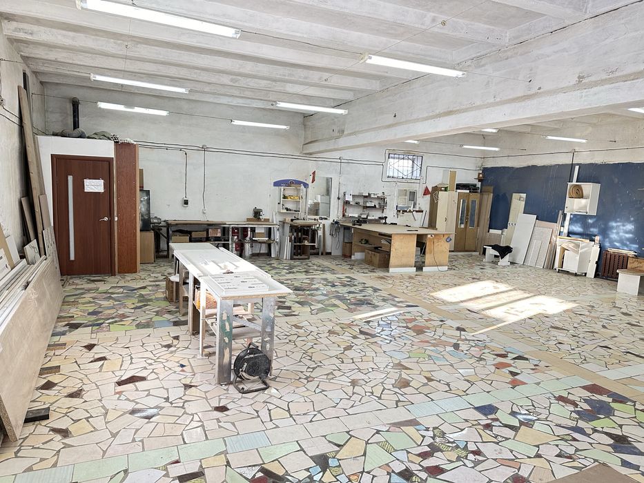 Офисные и производственные помещения