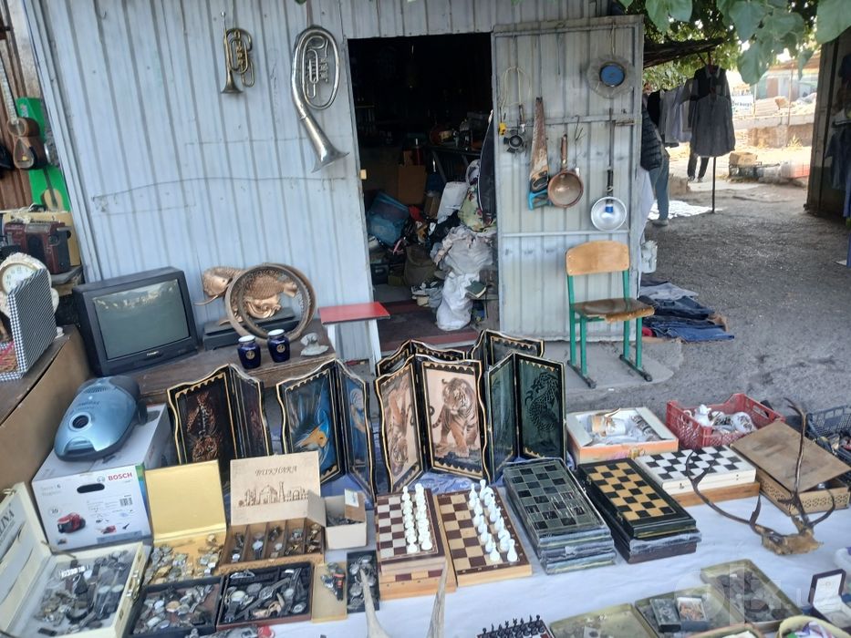 Все продаётся  звоните в любое время