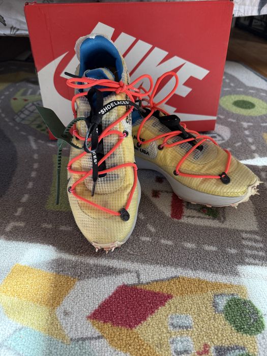 Дамски маратонки Nike