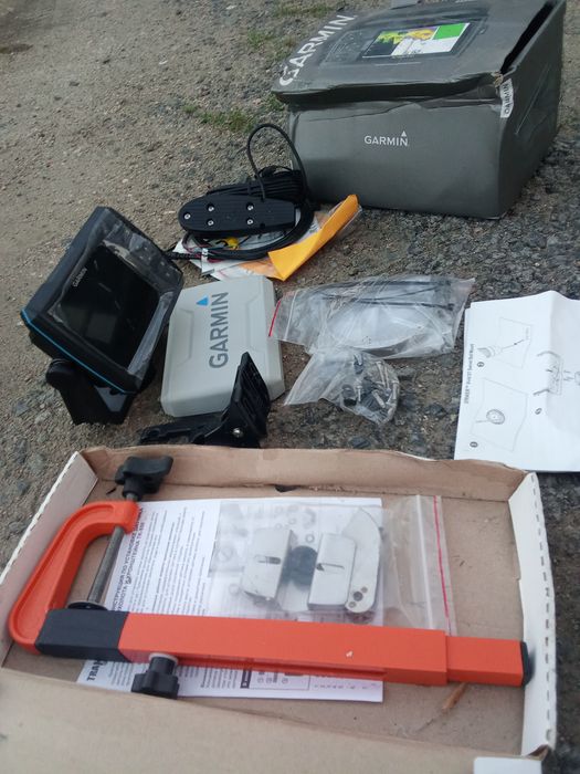 Эхолот! GARMIN Striker Vivid 5cv+Transducer