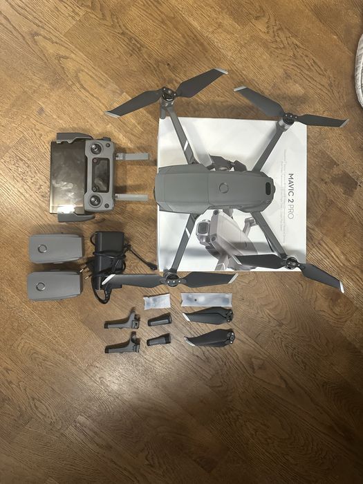 Дрон DJI Mavic 2 Pro