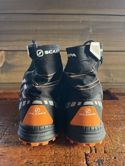 Scarpa  Neutron G