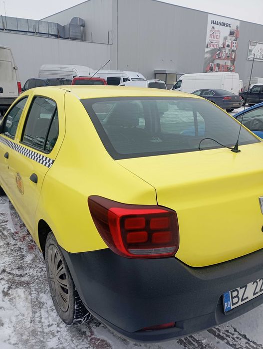 Vând Dacia Logan urgent