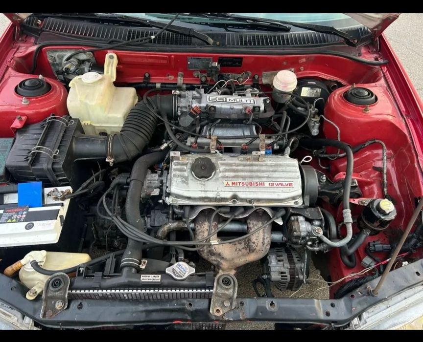 Митсубиси кольт 1992 года