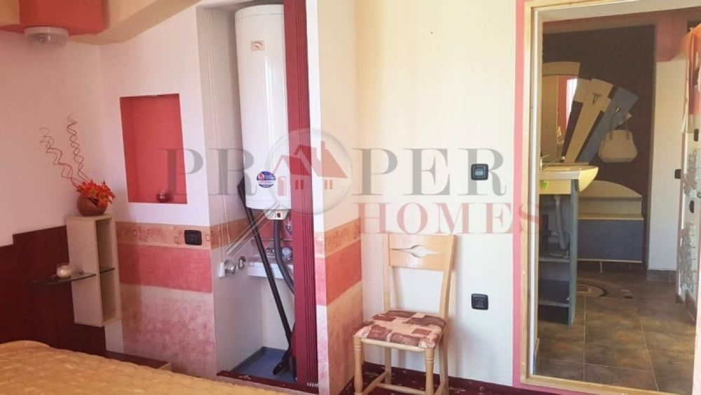 Дава се под наем Тристаен апартамент в Велико Търново, Център - 70 кв.м за 306 € - Снимка #6