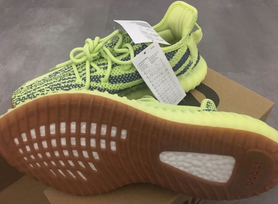Adidas Yeezy 350 v2 Semi Frozen Yellow 40 2/3  Autentificati