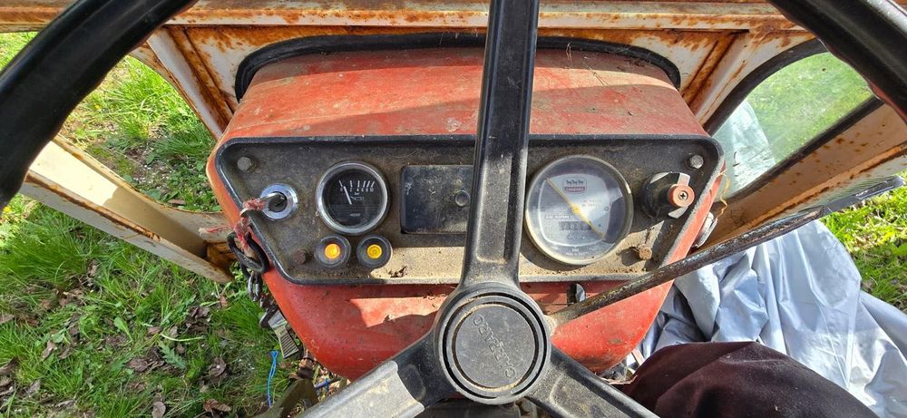 Vând tractor carraro