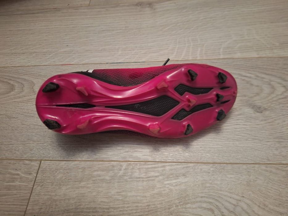 Продам бутсы детские