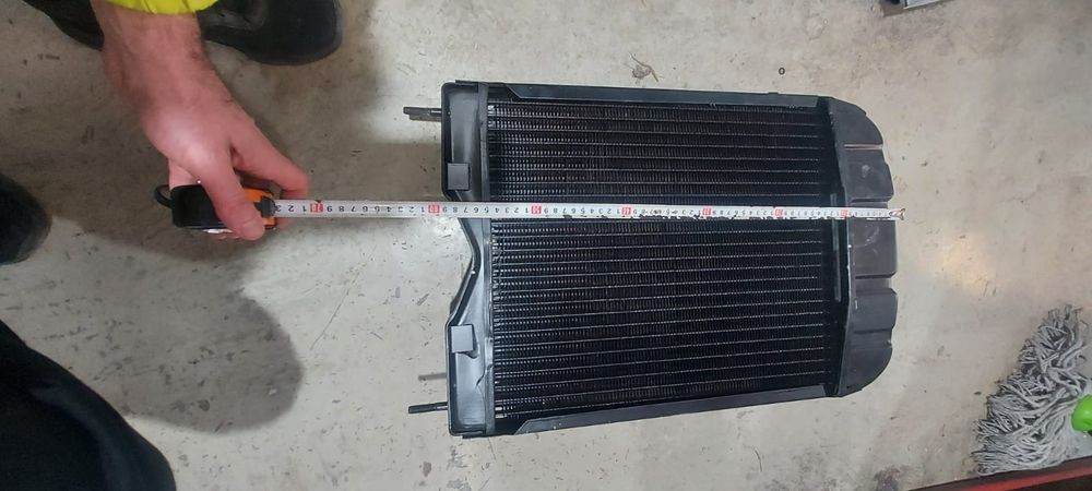 Radiator tractor Massey ferguson 135 nou din cupru original cu 3 rindu
