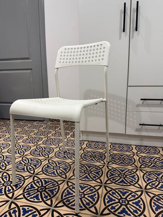 Столы, стулья - офисная мебель