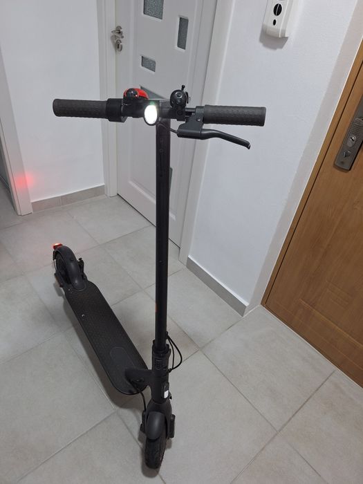 Vand trotineta electrica