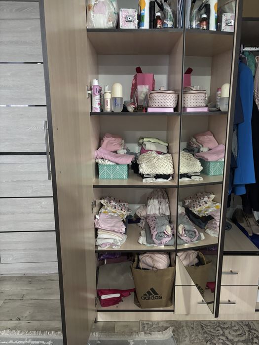 Большой шкаф для вещей