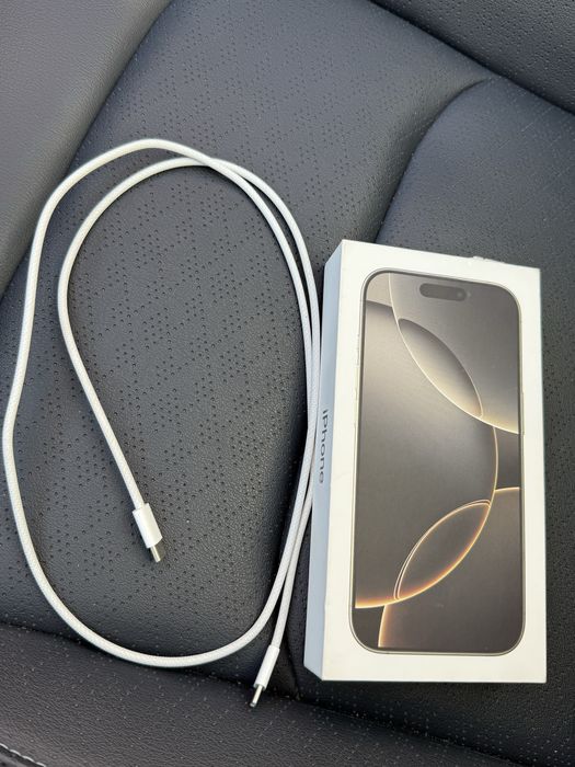 Iphone 16 про 256гб почти новый!