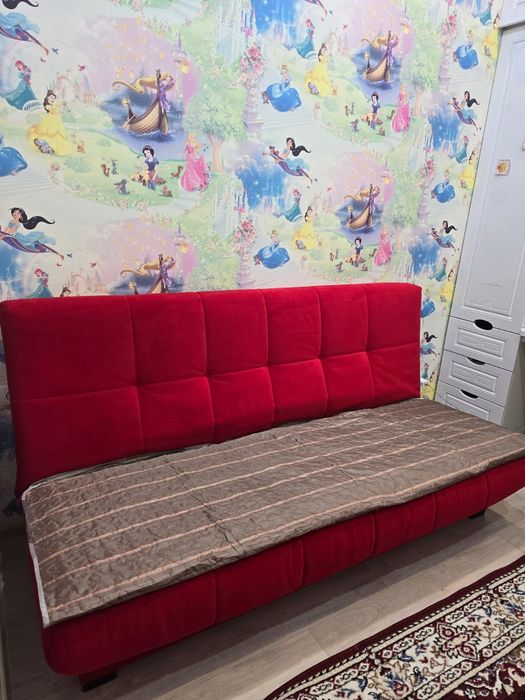 Продам диван в отличном состоянии