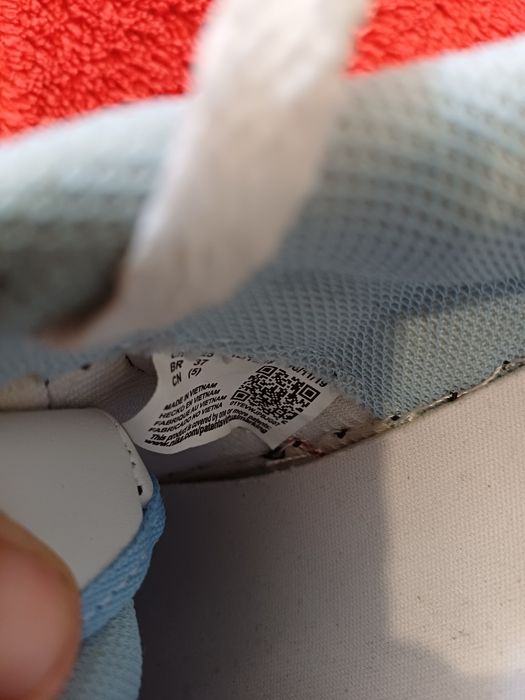 Маратонки найк нови