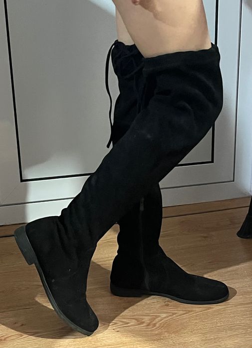 Дамски черни високи ботуши чизми